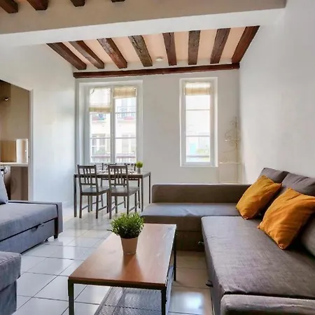 Apartman Neuf Quartier Emily In